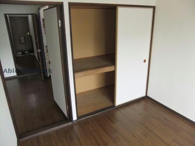 収納(同型モデル)