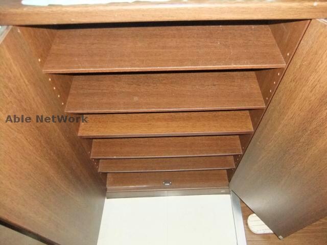 玄関回り(同型モデル)