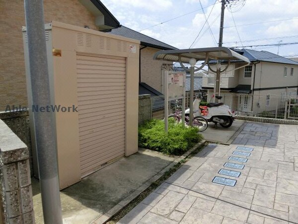駐輪場(駐輪場)