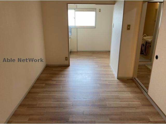 物件内観写真5　(同型モデル)