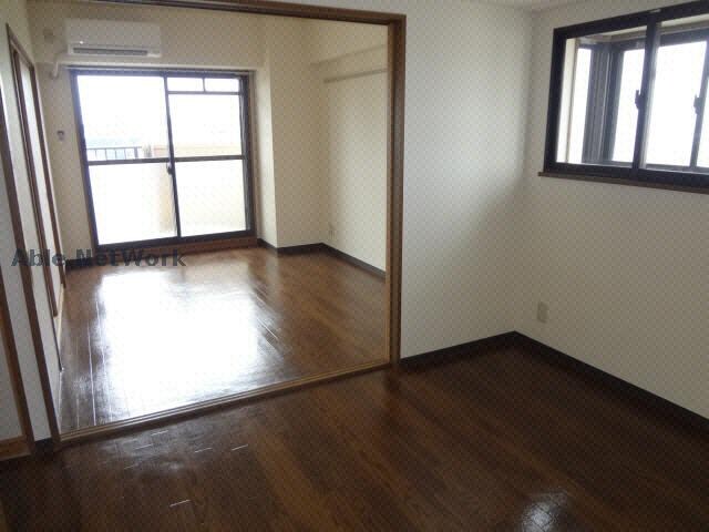 物件内観写真8　(反転タイプ)