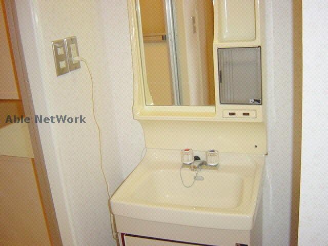 物件内観写真6　(洗面(反転ﾀｲﾌﾟ))