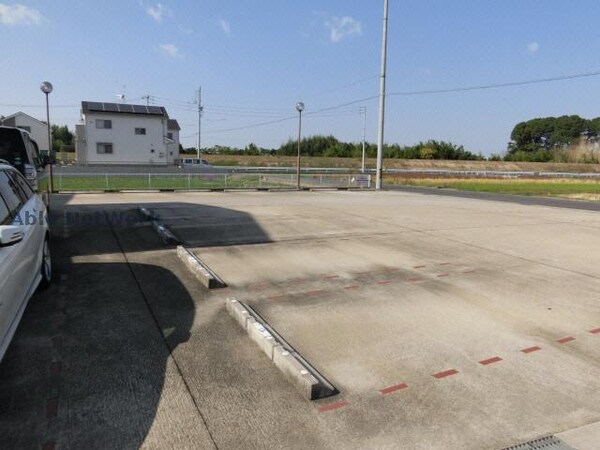 駐車場(駐車場)