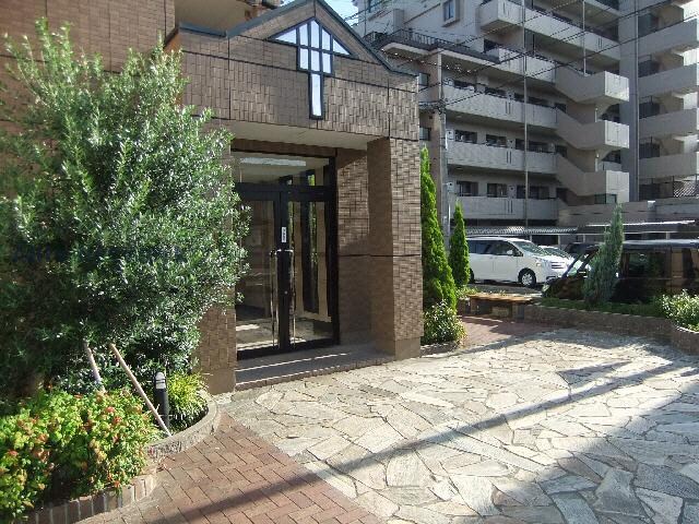 物件外観写真3　(エントランス)
