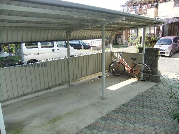 駐輪場(駐輪場)