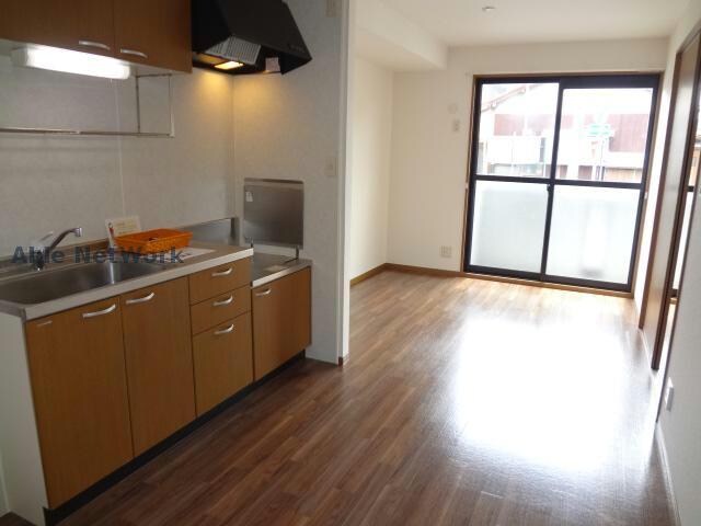 物件内観写真2　(ＤＫ)