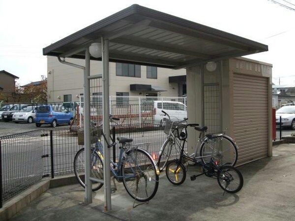 駐輪場(駐輪場)