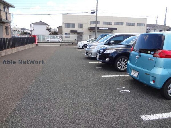 駐車場(駐車場)