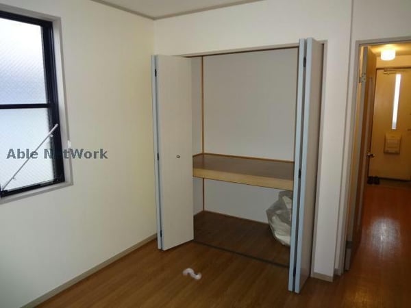 収納(同型モデル)