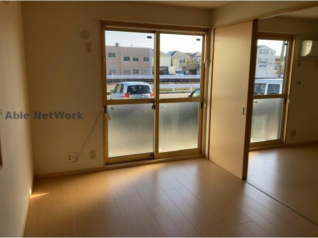 物件内観写真11　(同型モデル)