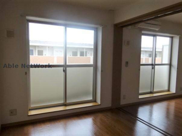 物件内観写真9　(同型モデル)