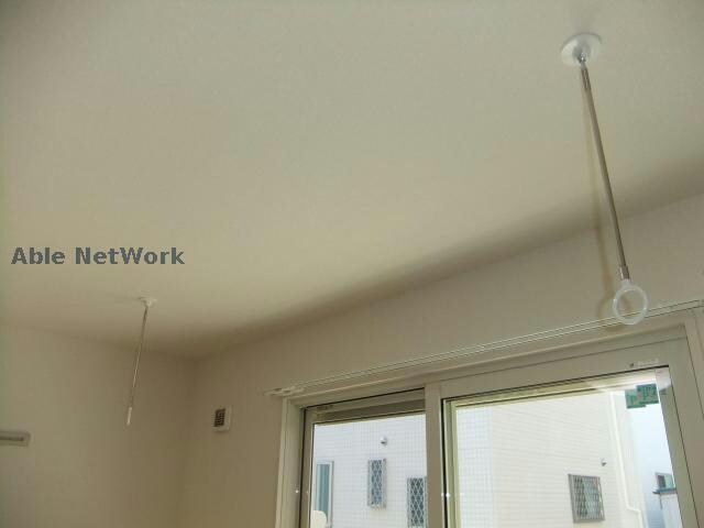 物件内観写真19　(室内物干)