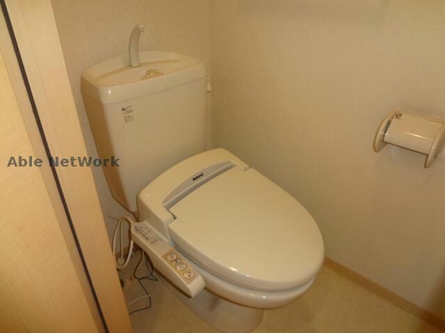 トイレ(同型モデル)