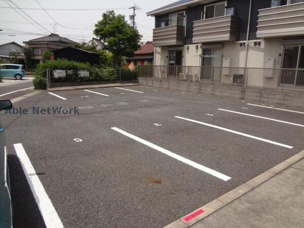 駐車場(駐車場)