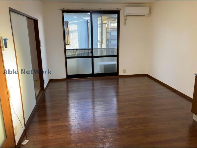 物件内観写真4　(反転タイプ)