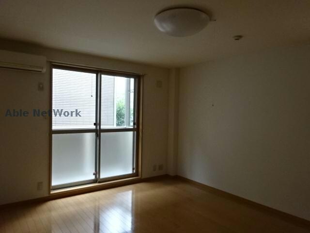 物件内観写真3　(同型モデル)