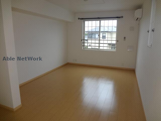 物件内観写真4　(同型モデル)