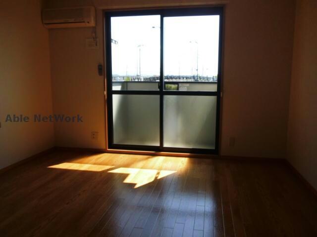 物件内観写真5　(同型モデル)