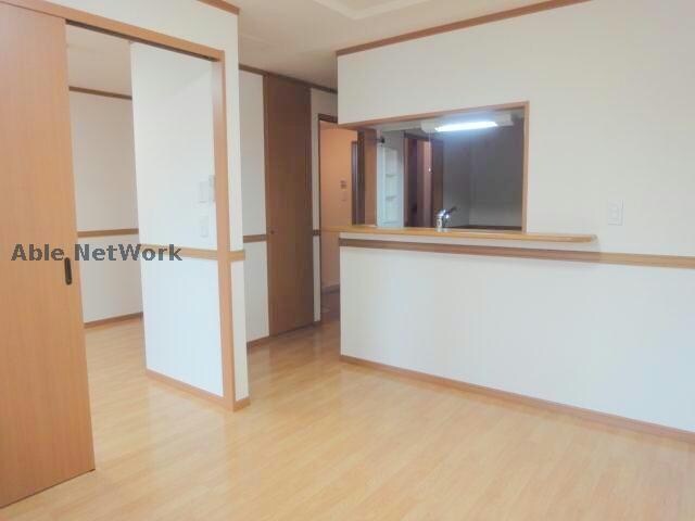 物件内観写真3　(同型モデル)