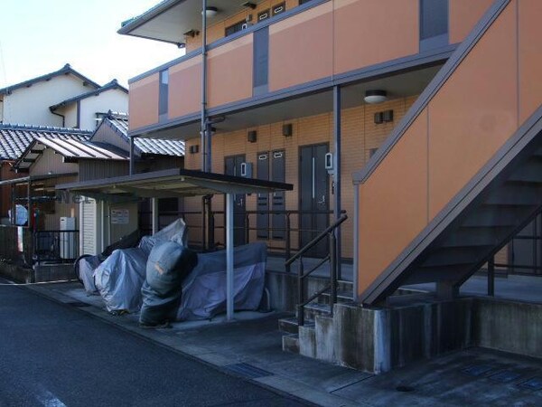 駐輪場(駐輪場)