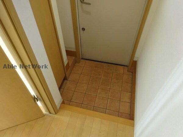 玄関回り(同型モデル)