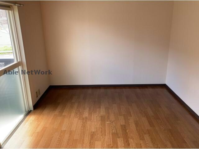 物件内観写真12　(洋室7帖)