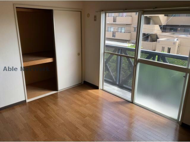 物件内観写真13　(洋室7帖)