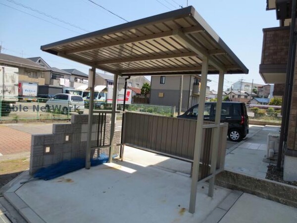 駐輪場(駐輪場)