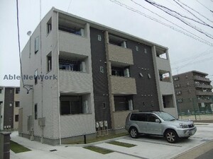 アリーヴィオⅢ外観写真