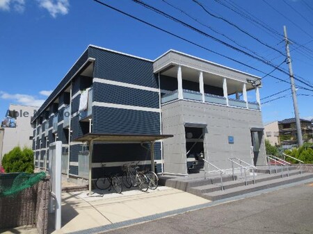 レオネクストメゾン柏井外観写真