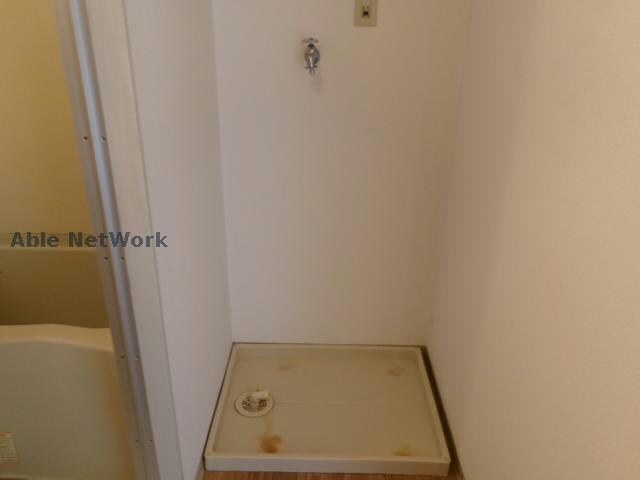 物件内観写真14　(洗濯機置き場)