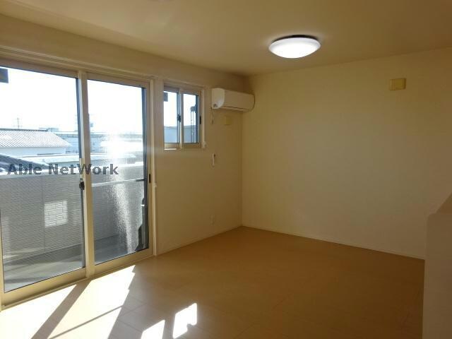 物件内観写真6　(同型モデル)