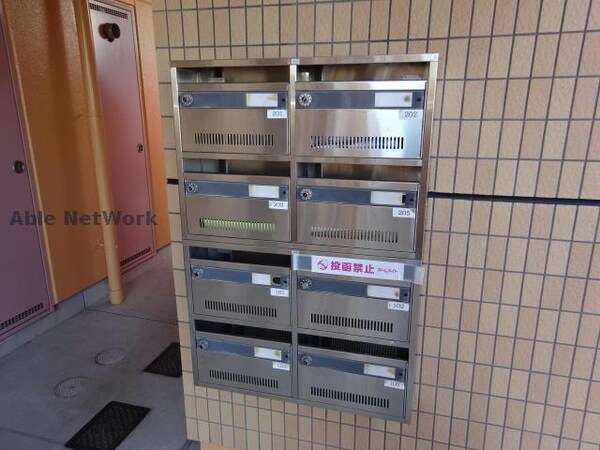 建物設備(集合郵便受け)