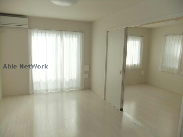 物件内観写真7　(洋室)