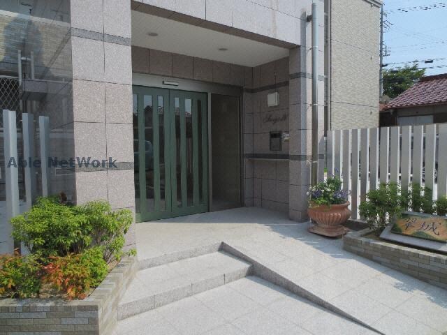 物件外観写真3　(ｴﾝﾄﾗﾝｽ)