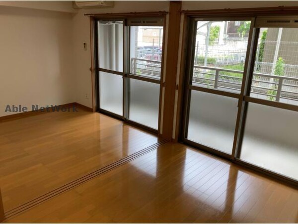居室(同型モデル)