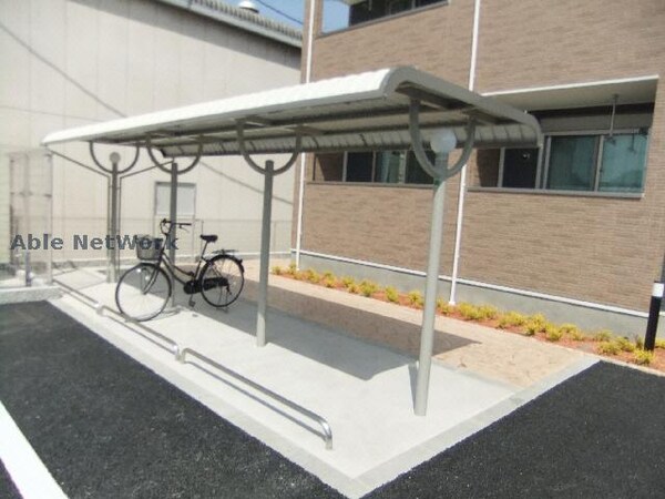 駐輪場(駐輪場)