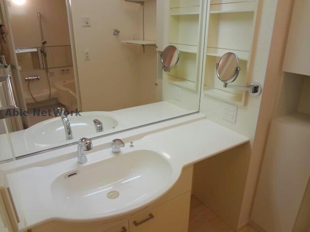 物件内観写真12　(同型モデル)