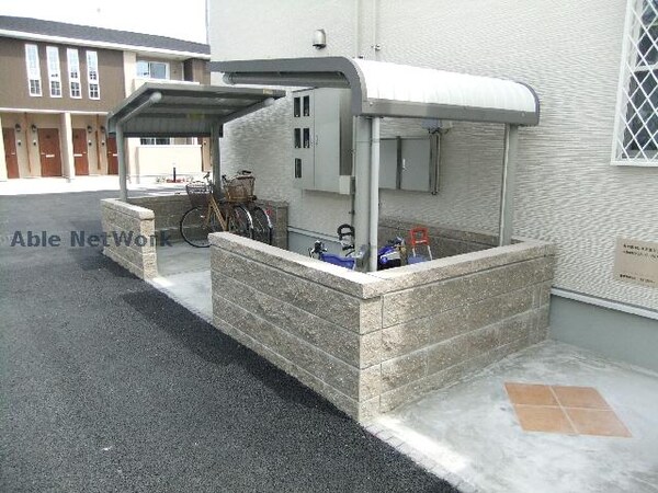 駐輪場(駐輪場)