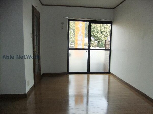 リビングダイニング