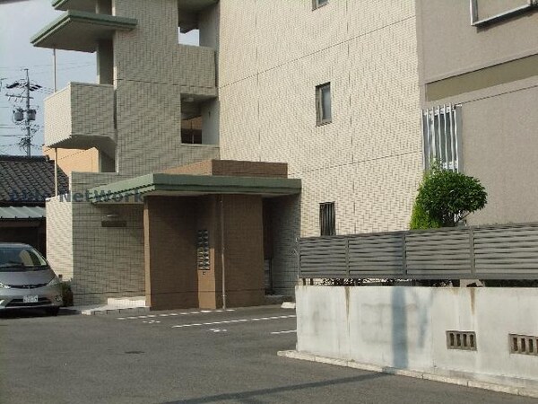 駐車場(駐車場)