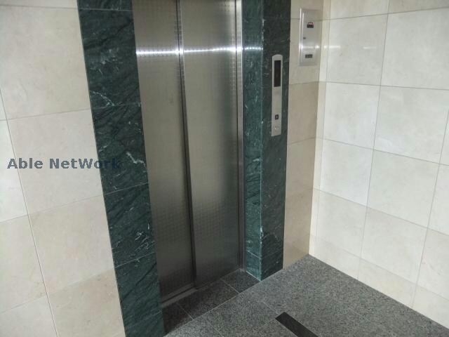 物件外観写真4　(エレベーター)