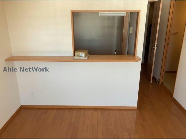 物件内観写真8　(同型モデル)