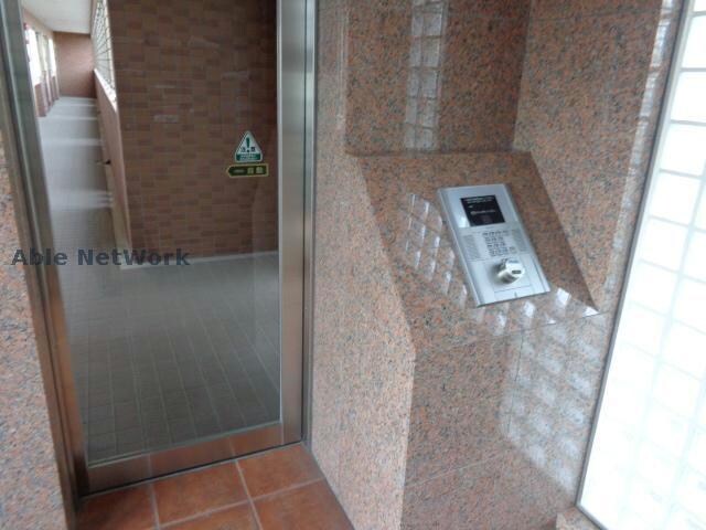 物件外観写真4　(オートロック)