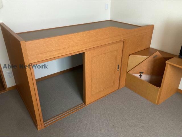 物件内観写真11　(収納ベッド)