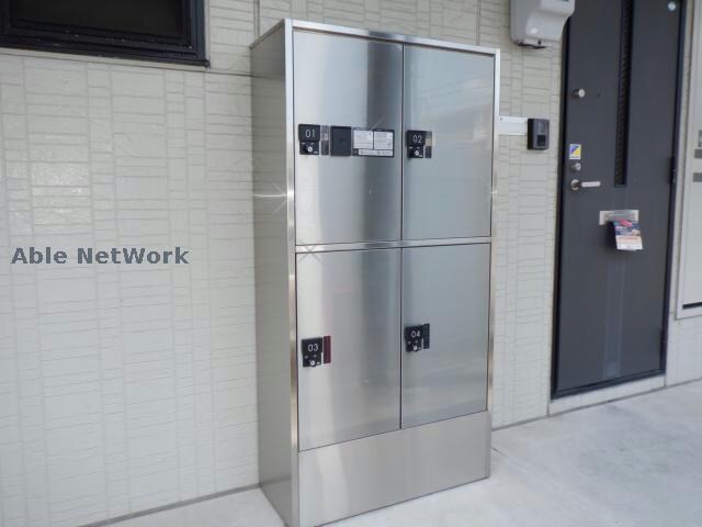 物件外観写真5　(宅配ボックス)