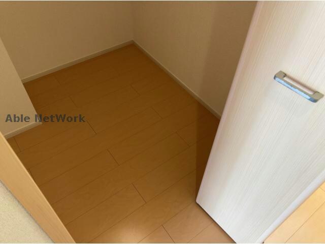 収納(ウォークインクローゼット)