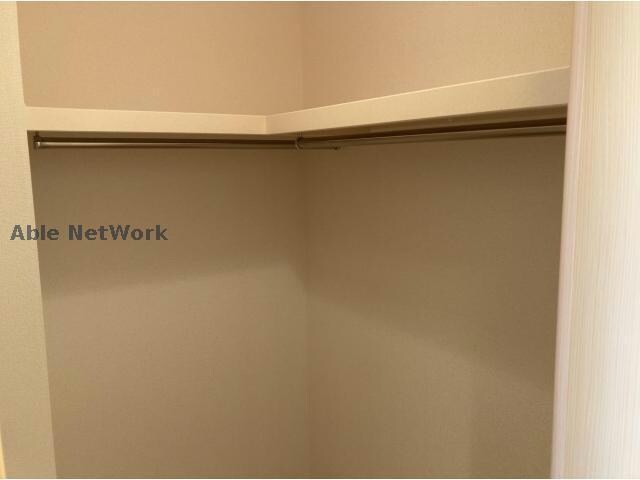 物件内観写真12　(ウォークインクローゼット)