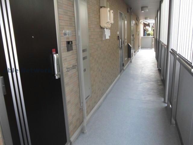 物件外観写真5　(共用廊下)