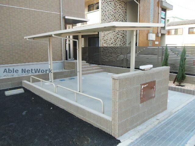 物件外観写真6　(駐輪場)